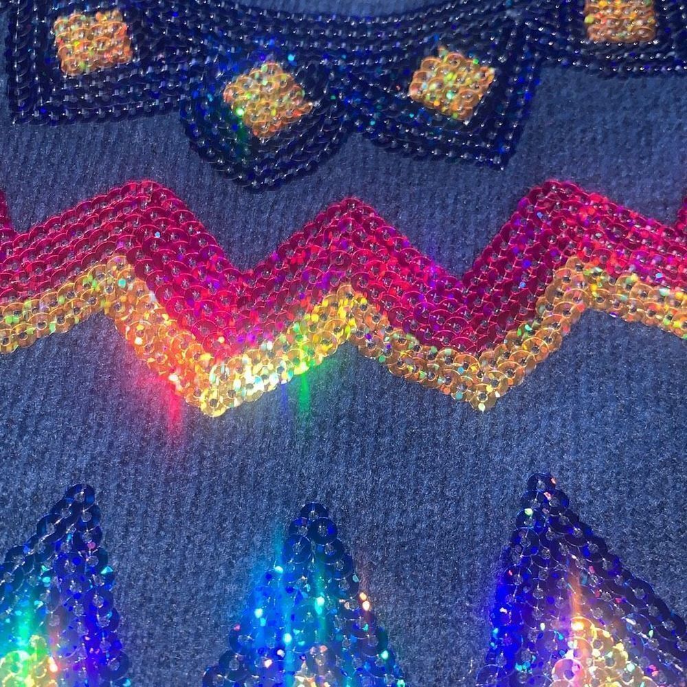 - Girls Sweater - Picture 5 of 7